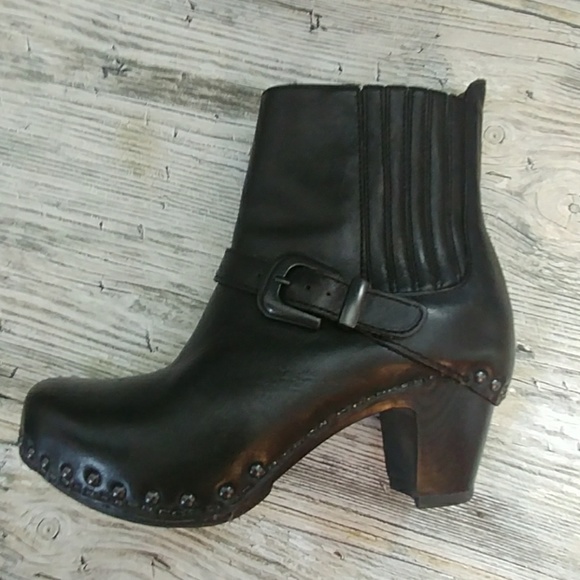 dansko boots size 38